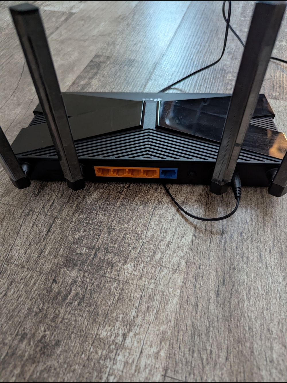 TP-Link WiFi Router - Picture 3 of 4